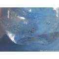 een lichtblauw glazen Leerdam vaas