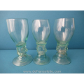 een set van zes antieke Duits groen glazen roemers
