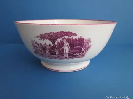 een begin 20e eeuwse Engels porceleinen kom