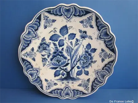 a Delft earthenware Plateelbakkerij Ram plate