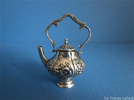 a vintage Dutch silver miniature kettle 