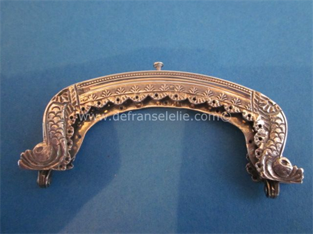 een antiek Hollands zilveren beugel