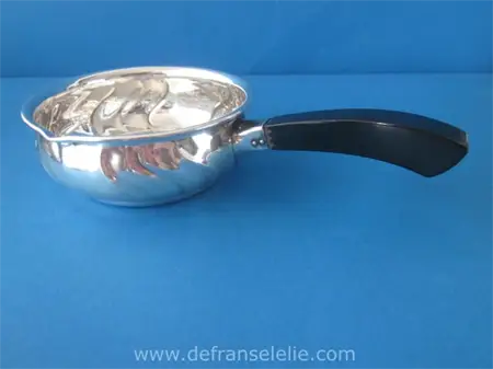 een Deens zilveren casserole
