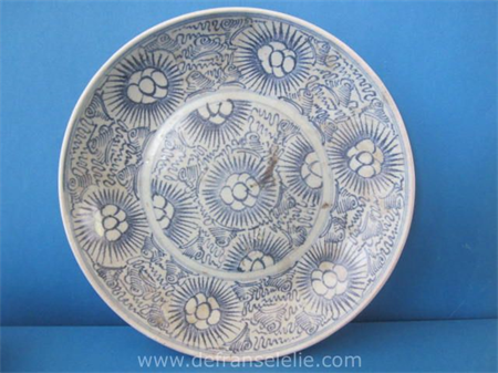 an antique Chinese blue and white porcelain plate Diana Cargo