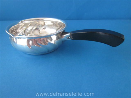 een Deens zilveren casserole
