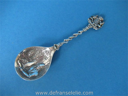 a vintage Dutch silver sugar spoon 